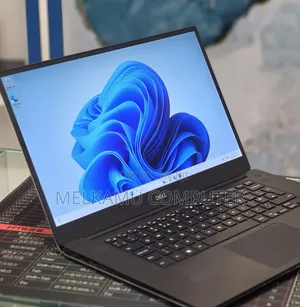 New Laptop Dell XPS 15 16GB Intel Core i5 SSD 512GB
