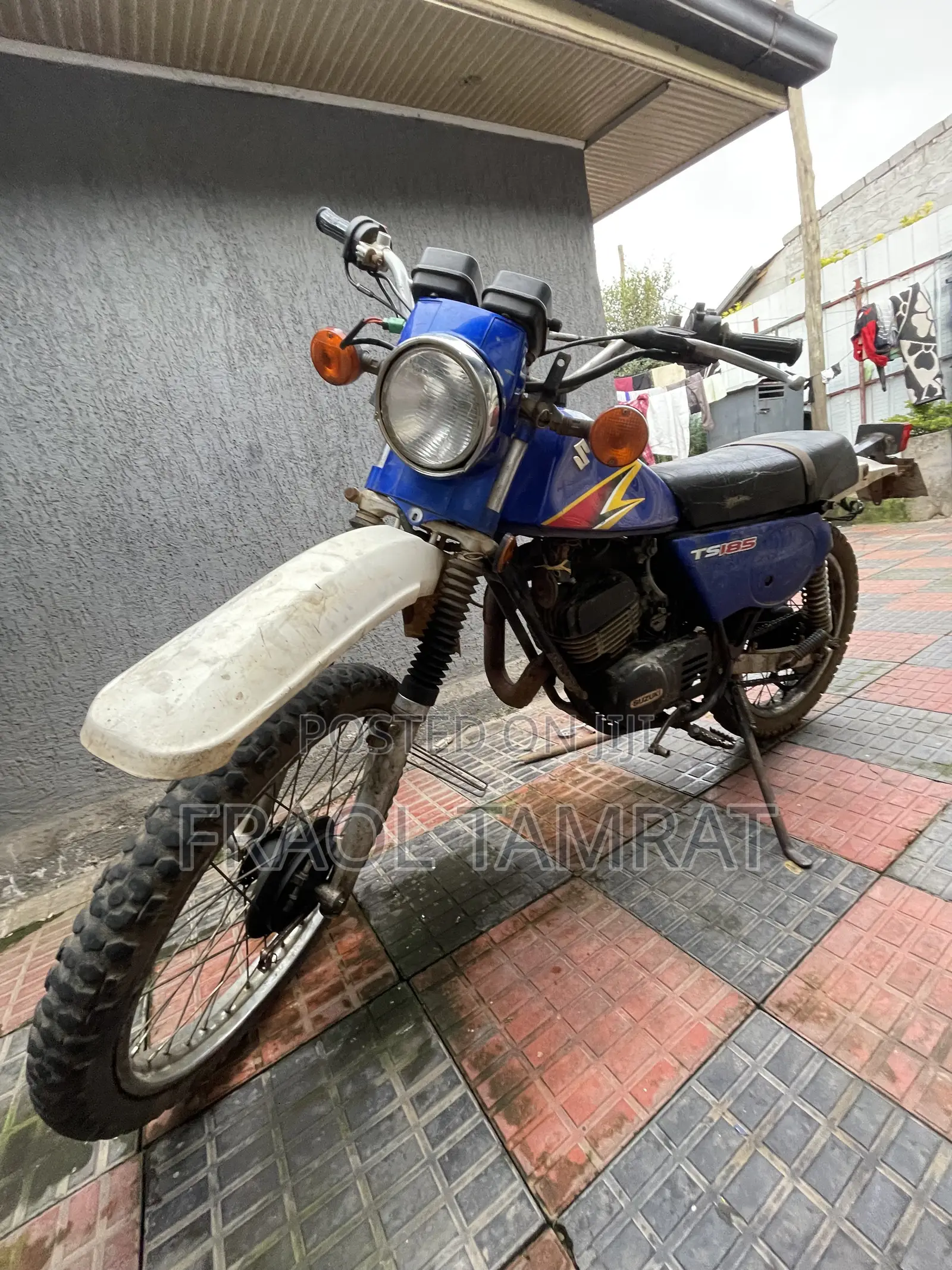 Suzuki 1996 Blue