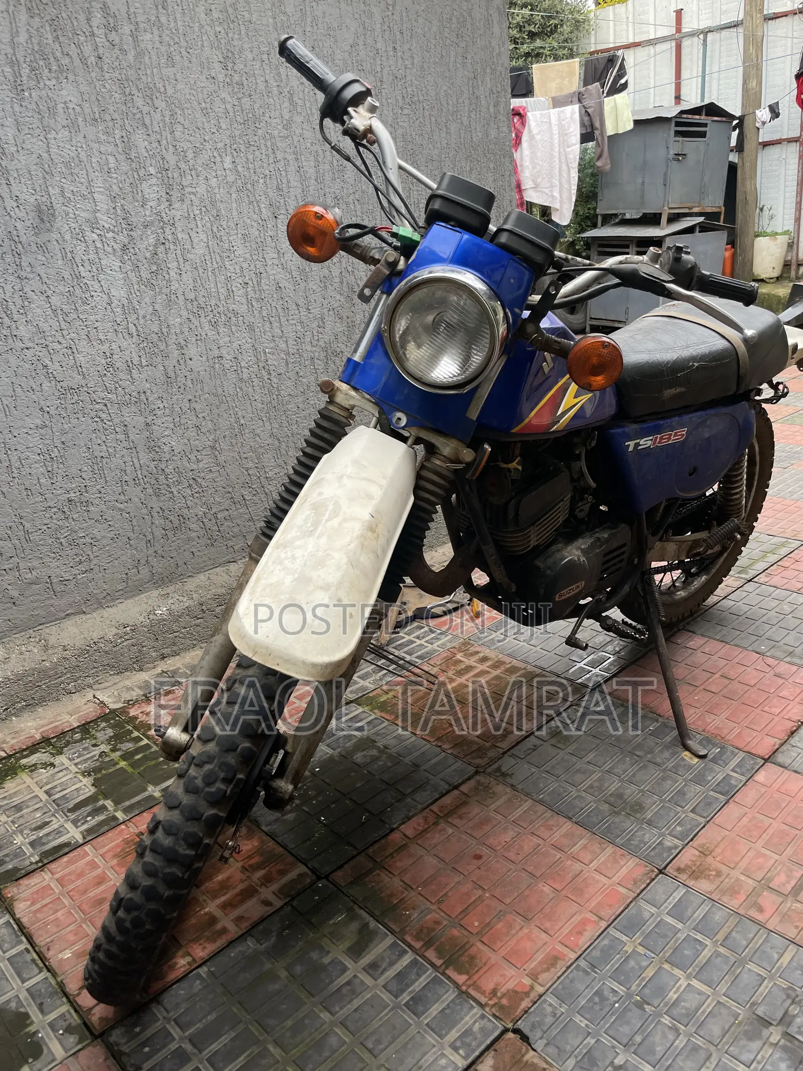 Suzuki 1996 Blue