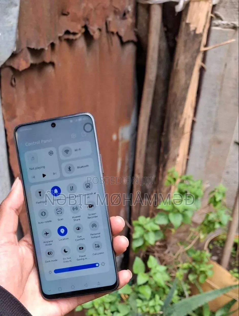 New Huawei Nova Y90 128 GB Black