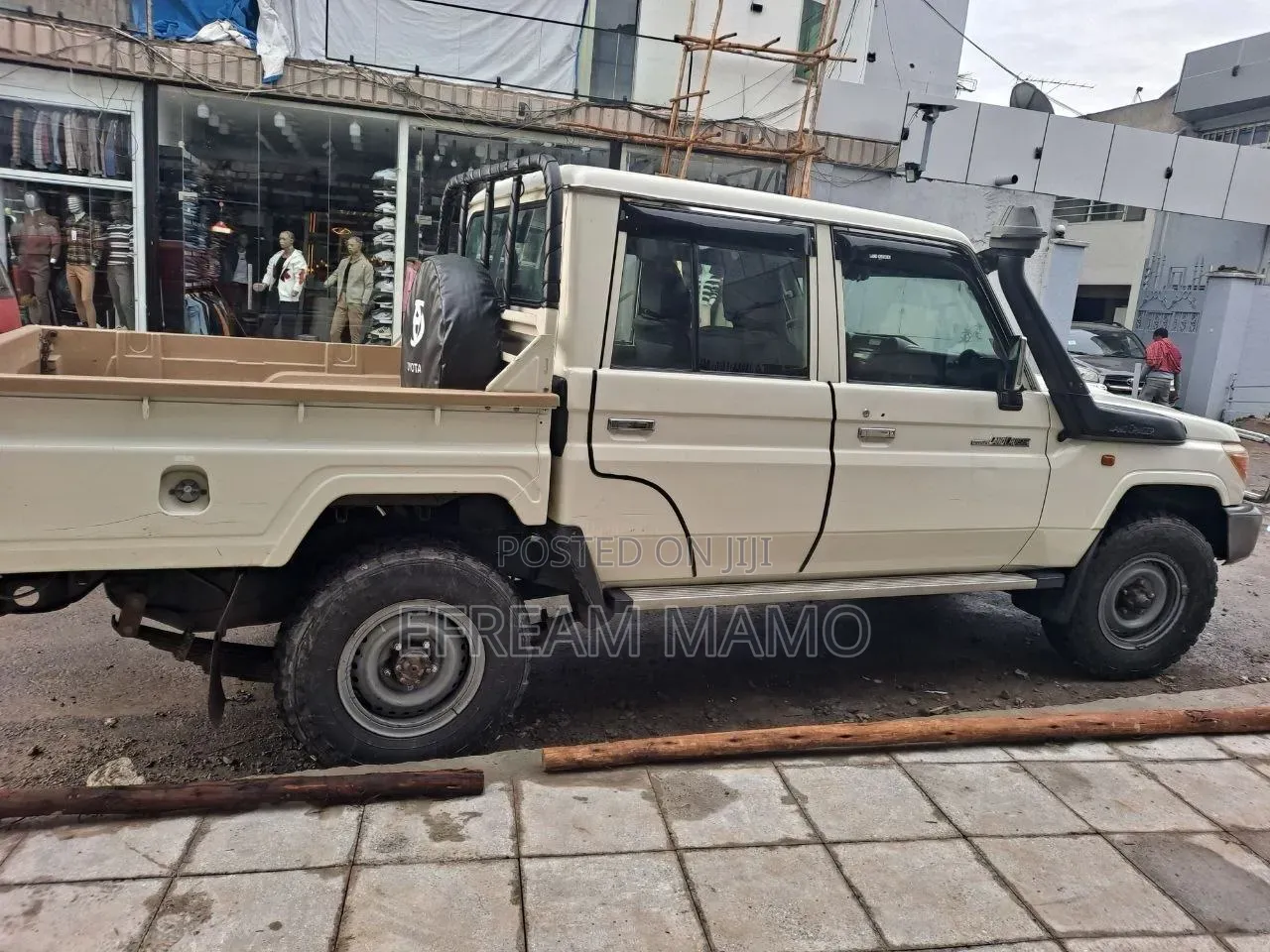 Toyota Land Cruiser 2016