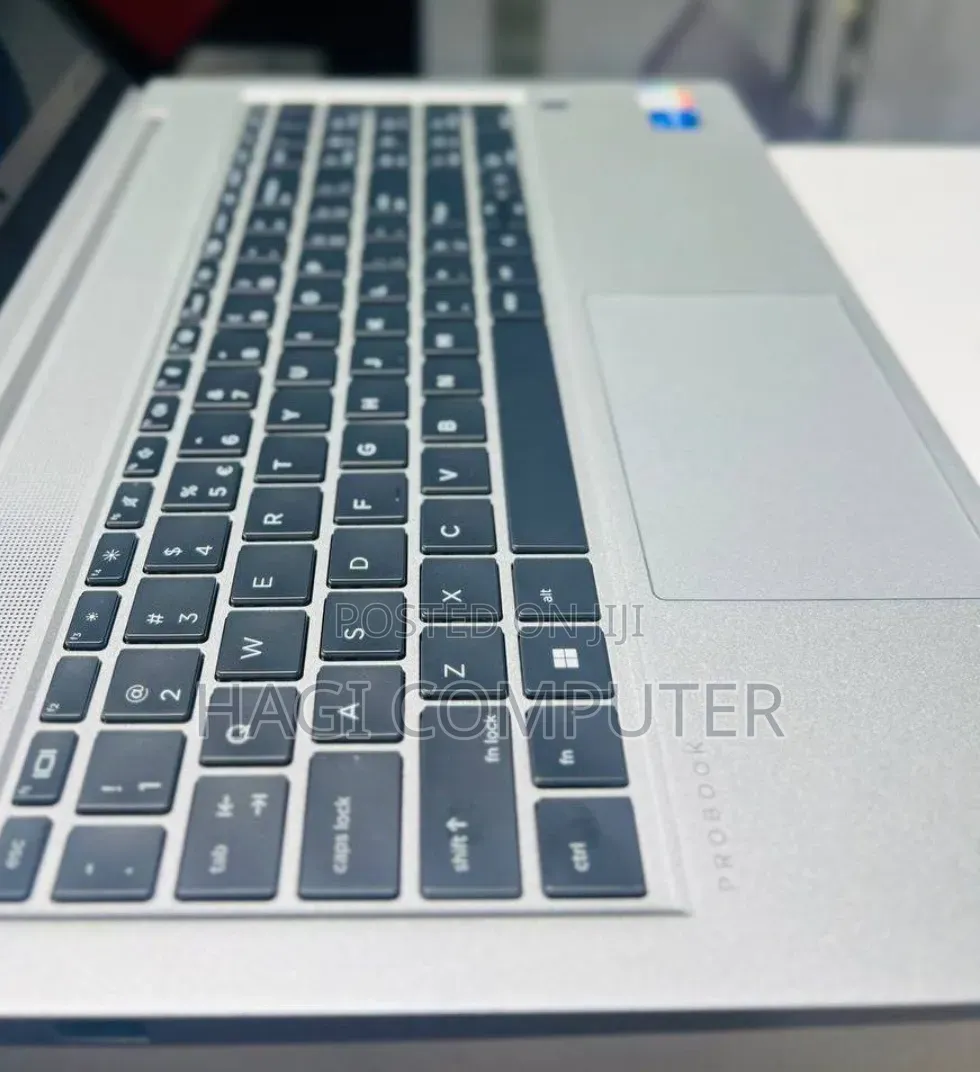 New Laptop HP ProBook 450 G8 16GB Intel Core i5 SSD 512GB