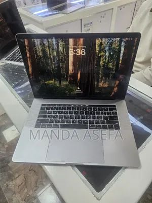 New Laptop Apple MacBook Pro 2018 16GB Intel Core i7 SSD 512GB