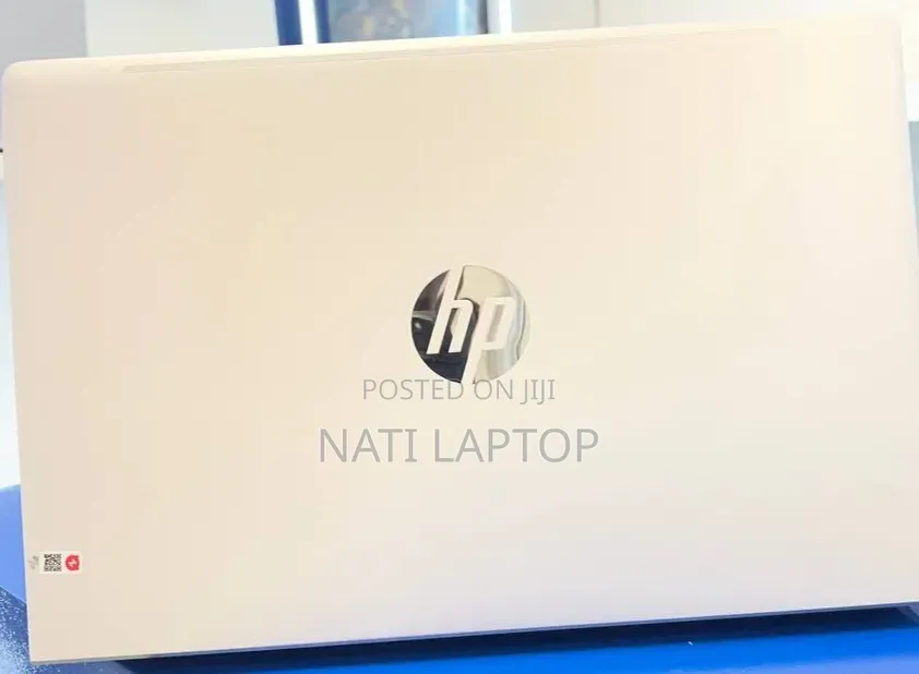 New Laptop HP EliteBook 840 G10 16GB Intel Core i7 SSD 1T