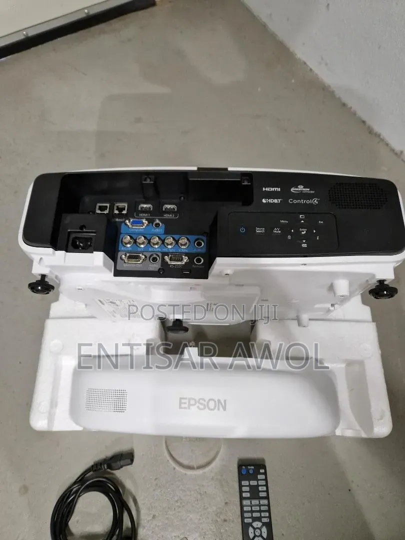 Epson CB-4850WU 3LCD Full HD Home Theater Projector. 4,500 Lumens