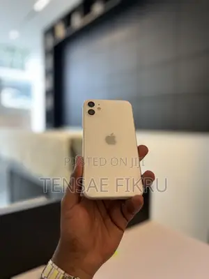 Apple iPhone 11 128 GB White