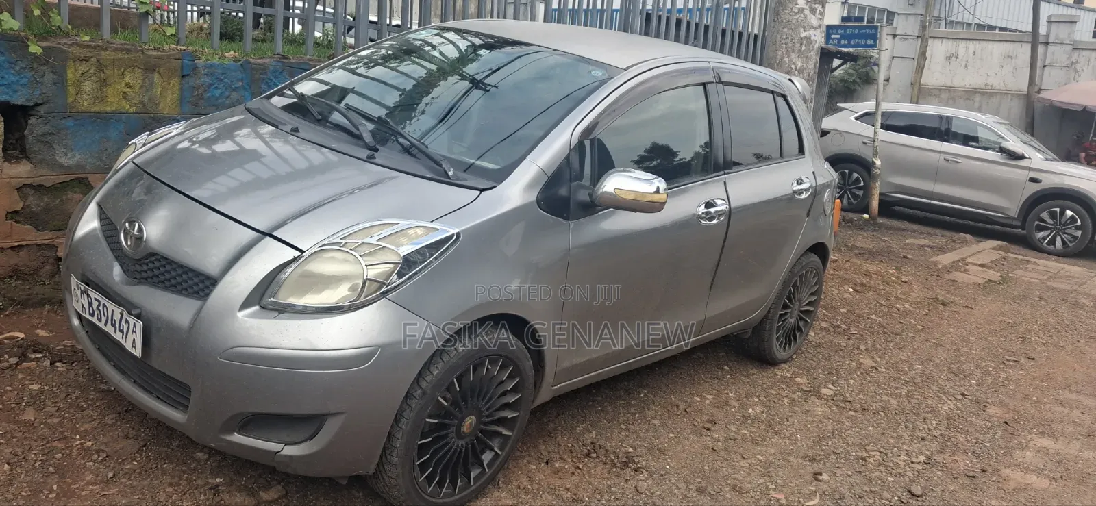 New Toyota Yaris 2010 Gray