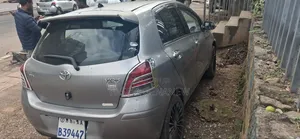 New Toyota Yaris 2010 Gray