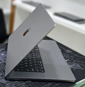 New Laptop Apple MacBook Pro 2021 M1 32GB Apple M1 Max SSD 512GB