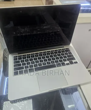 Laptop Apple MacBook Pro 2015 8GB Intel Core i5 SSD 256GB