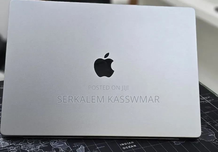New Laptop Apple MacBook Pro 2021 M1 32GB Apple M1 Max SSD 512GB