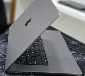 New Laptop Apple MacBook Pro 2021 M1 32GB Apple M1 Max SSD 512GB