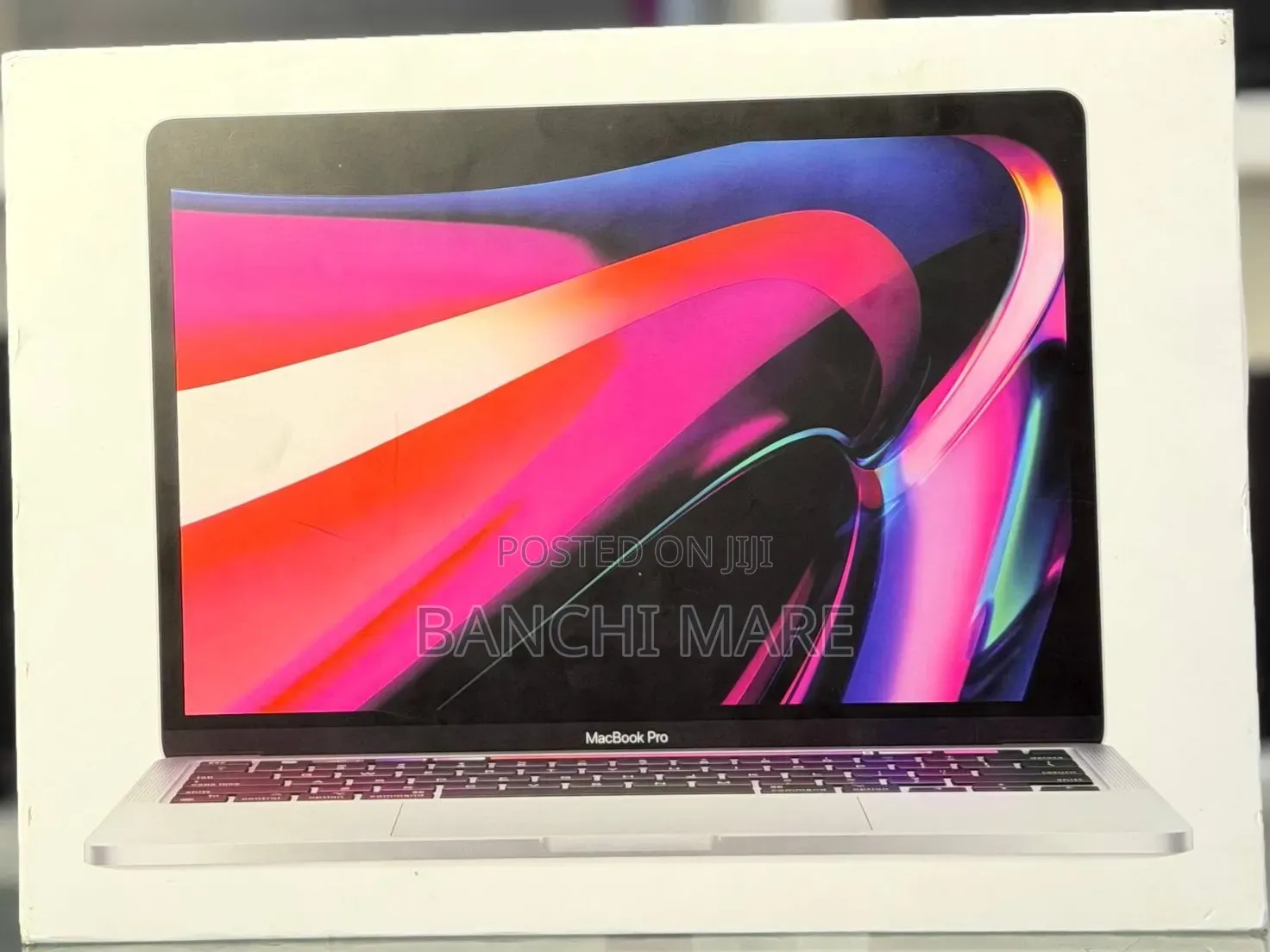 New Laptop Apple MacBook Pro 2020 M1 8GB Apple M1 SSD 256GB