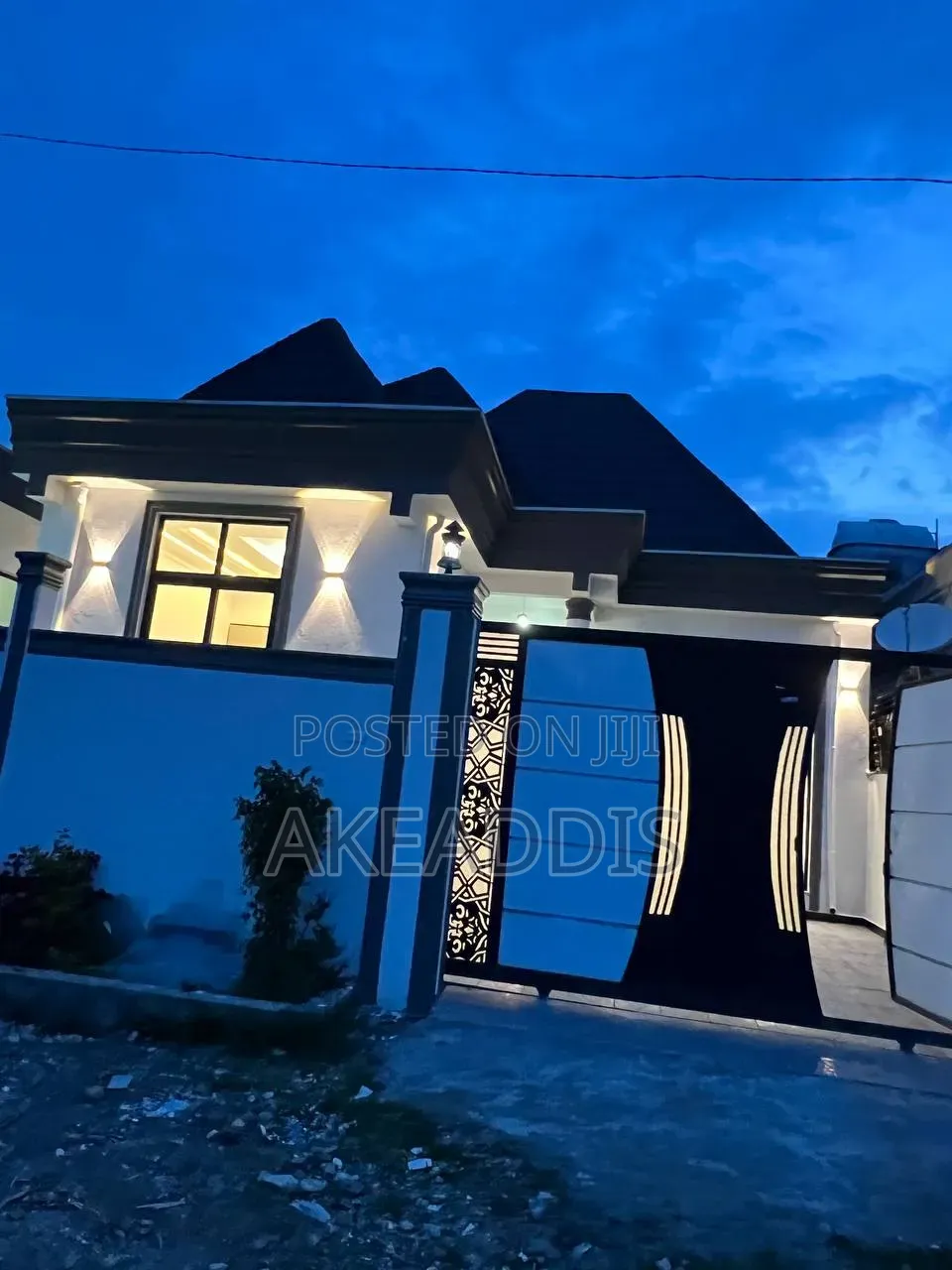 Furnished 4bdrm Villa in Bole Ayat for sale