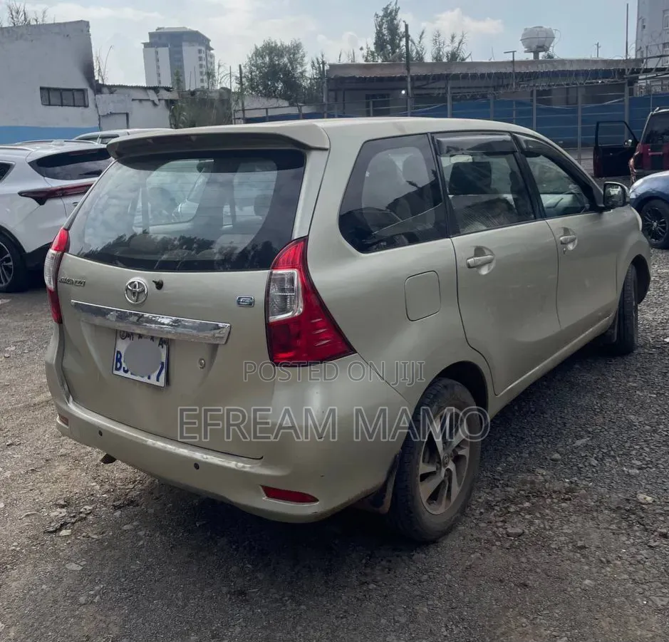 Toyota Avanza 2016