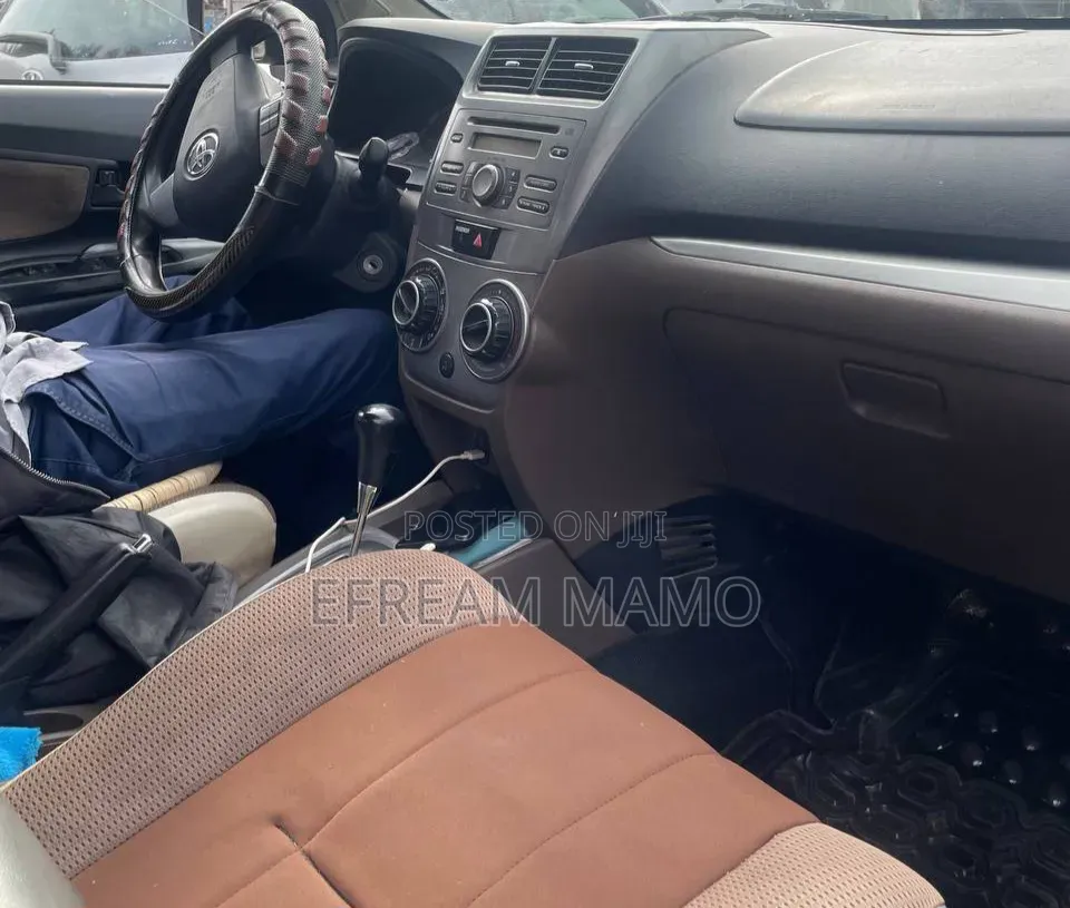 Toyota Avanza 2016