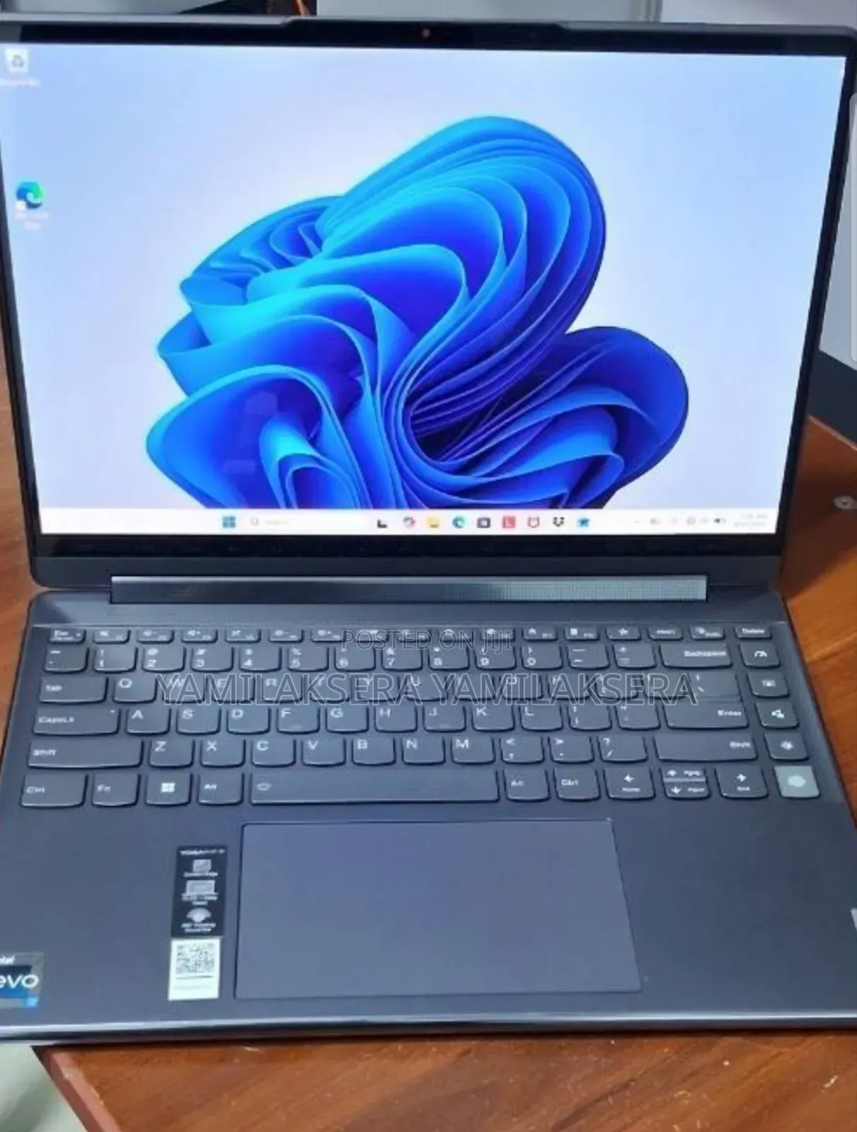 New Laptop Lenovo Yoga 9i 16GB Intel Core i7 SSD 1T