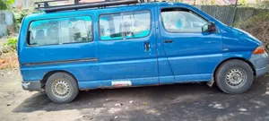 Toyota HiAce 2006 Blue