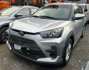 Toyota Raize 2023 Silver