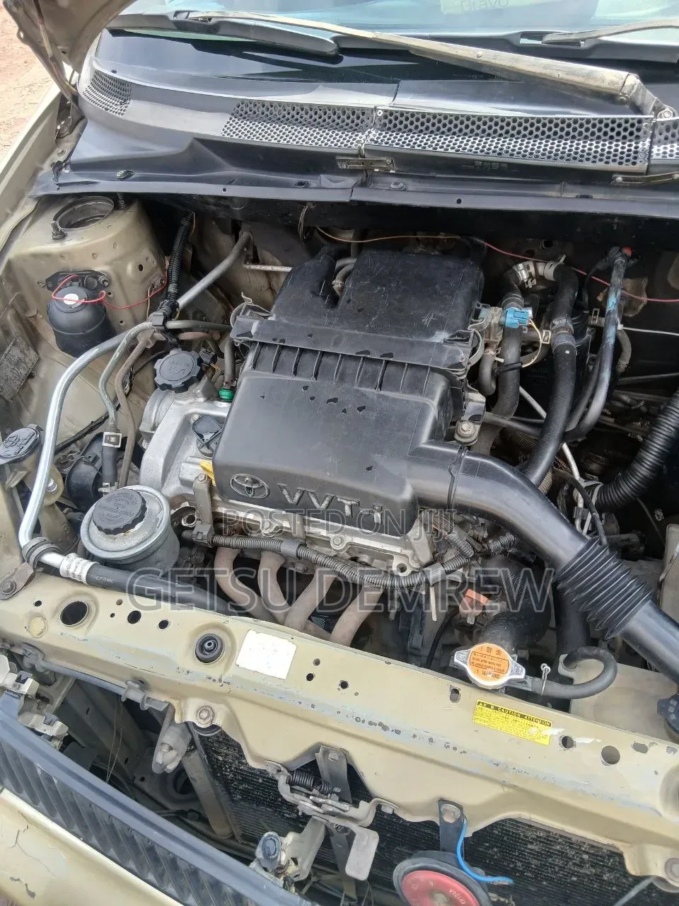 Toyota Belta 2000 Gold