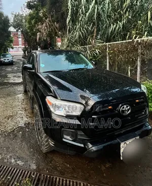 Toyota Tacoma 2017