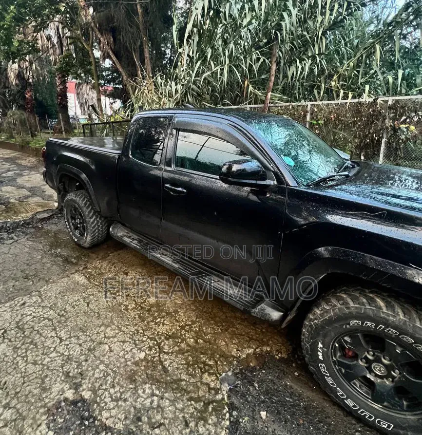 Toyota Tacoma 2017