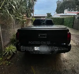 Toyota Tacoma 2017