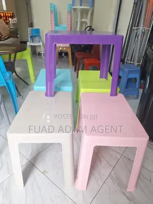 Rectangular Plastic አራት ማዕዘን የፕላስቲክ ጠረጴዛ