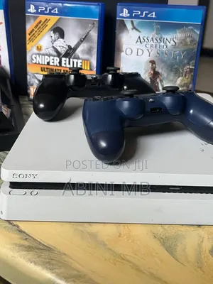 Playstation 4 Slim