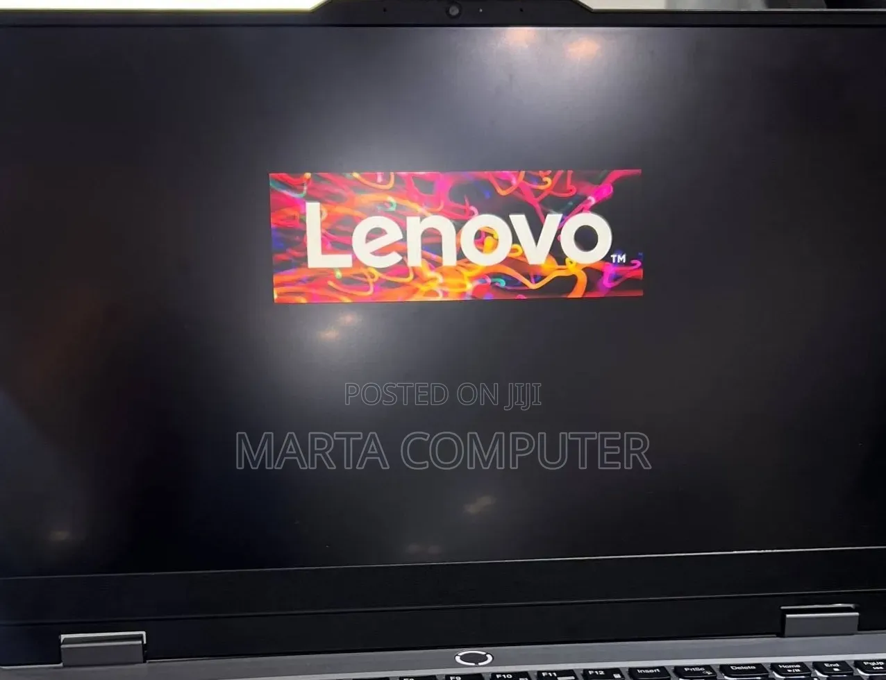New Laptop Lenovo LOQ 15ARP9 16GB AMD Ryzen 5 SSD 512GB