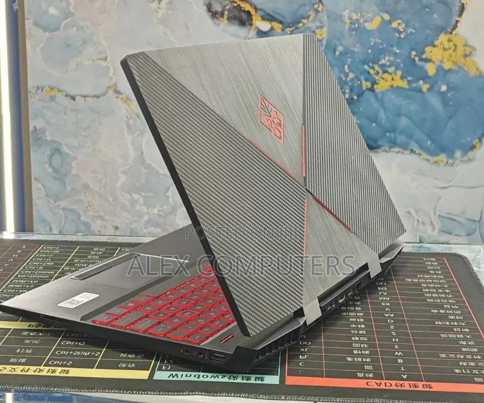 New Laptop HP Omen 15 16GB Intel Core i5 SSD 512GB