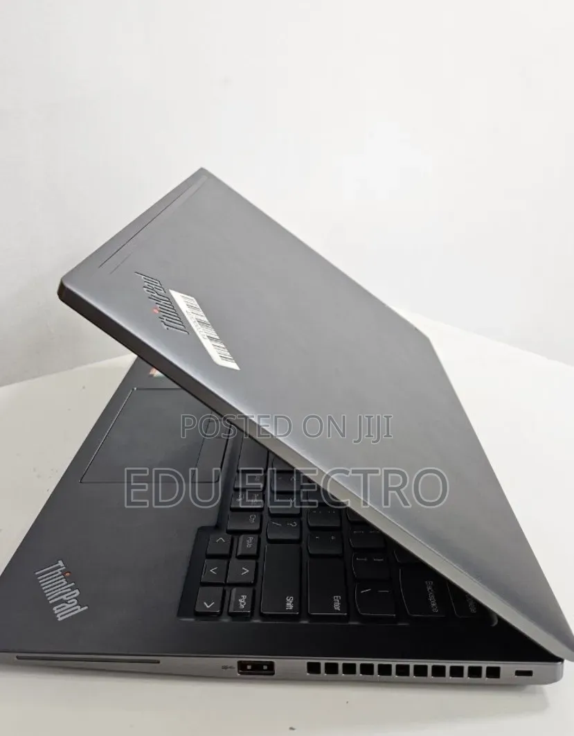 New Laptop Lenovo ThinkPad T14 16GB Intel Core i7 SSD 512GB
