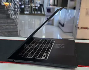 New Laptop Apple MacBook 16GB Apple M5 SSD 512GB