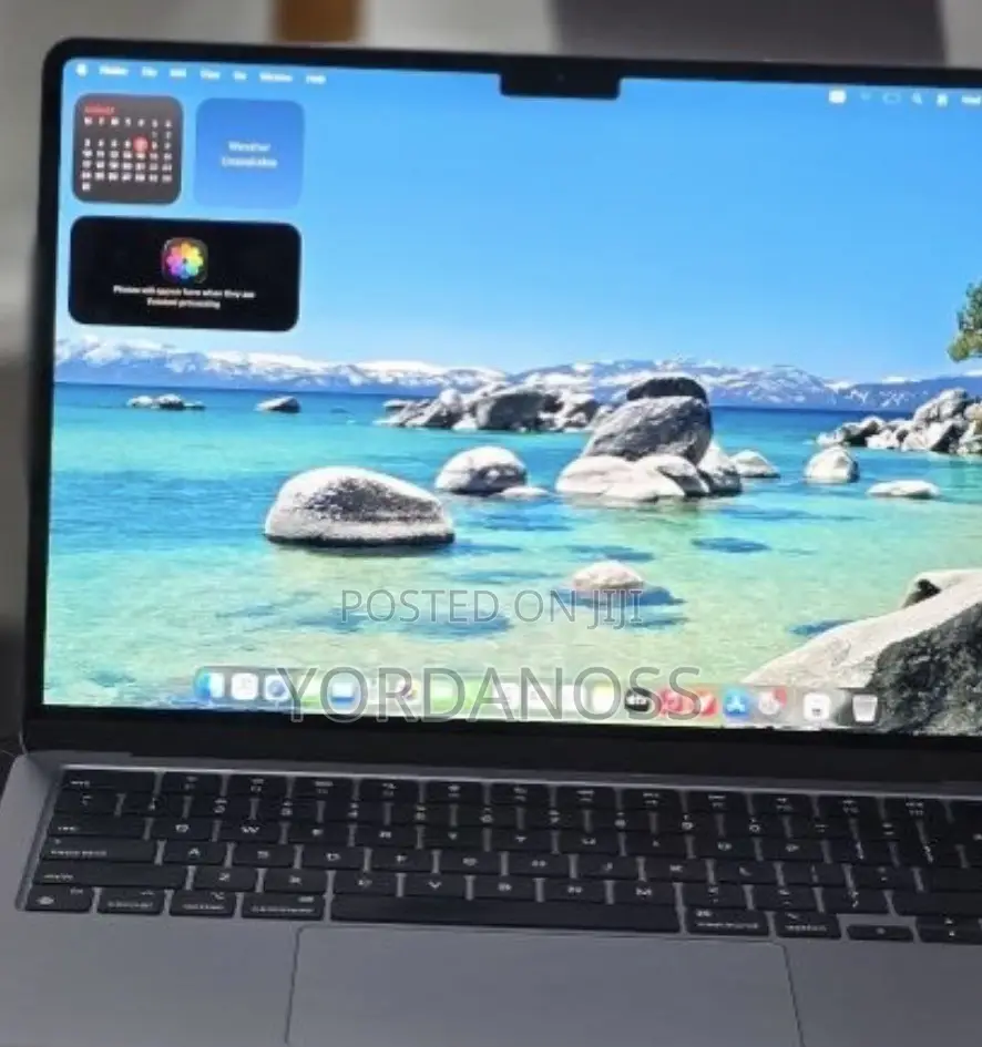 New Laptop Apple MacBook Air 2022 M2 16GB Apple M2 SSD 256GB
