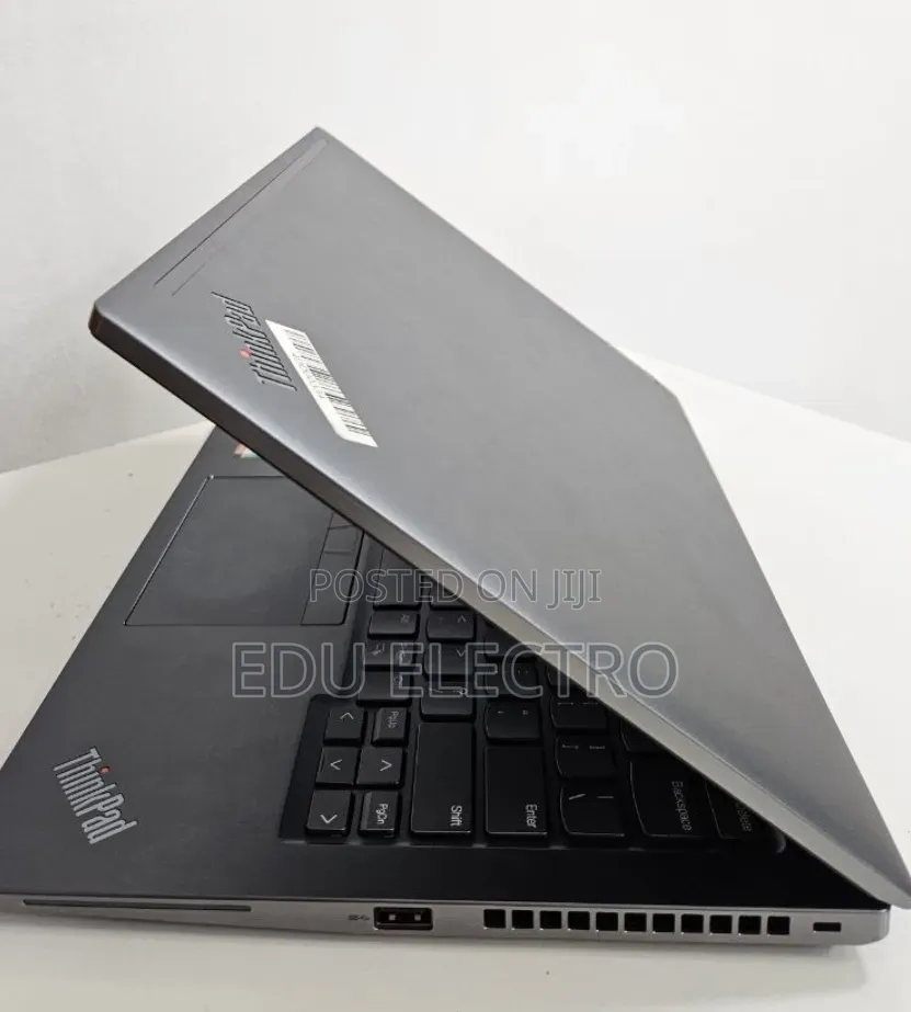 New Laptop Lenovo ThinkPad T14 16GB Intel Core i7 SSD 512GB