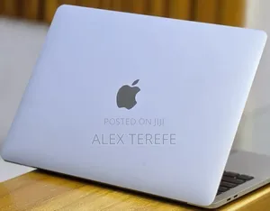 New Laptop Apple MacBook Pro 2020 32GB Intel Core i7 SSD 512GB