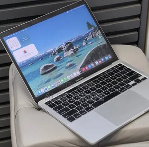 New Laptop Apple MacBook Pro 2020 32GB Intel Core i7 SSD 512GB