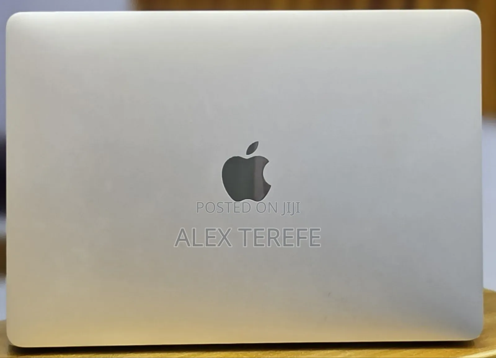 New Laptop Apple MacBook Pro 2020 32GB Intel Core i7 SSD 512GB