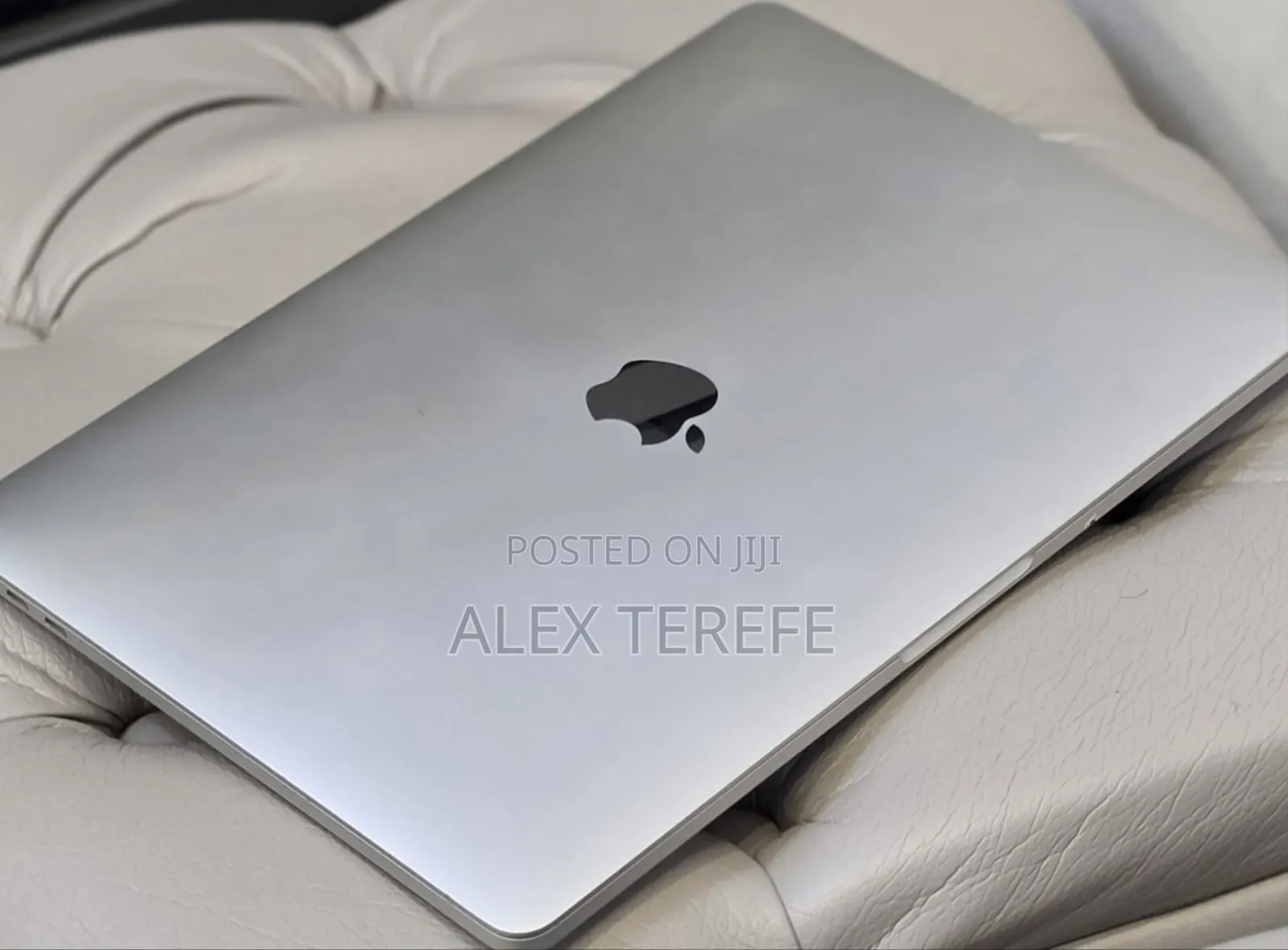 New Laptop Apple MacBook Pro 2020 32GB Intel Core i7 SSD 512GB