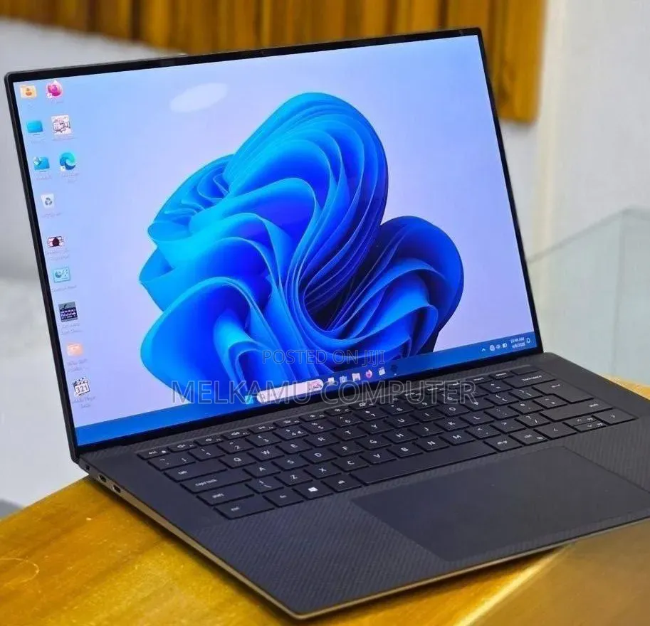 New Laptop Dell Precision 5560 16GB Intel Core i9 SSD 512GB