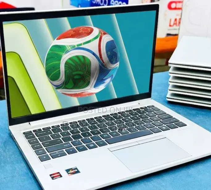 New Laptop HP EliteBook 845 G8 16GB AMD Ryzen 5 SSD 512GB