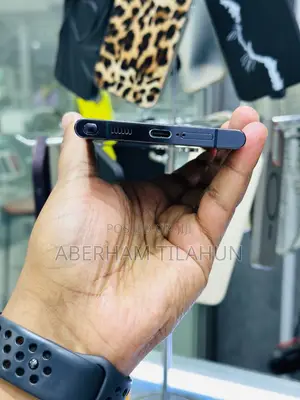 Samsung Galaxy S22 Ultra 5G 128 GB Black