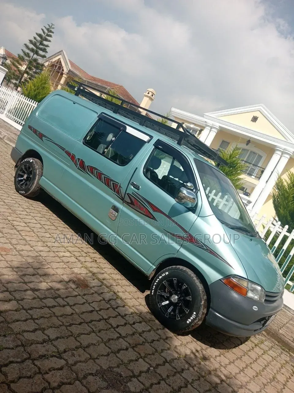 Toyota HiAce 2000