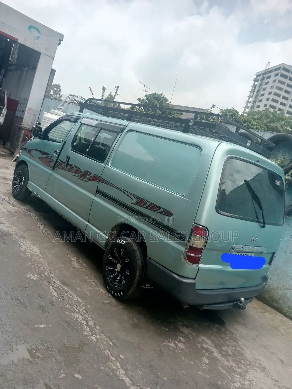 Toyota HiAce 2000