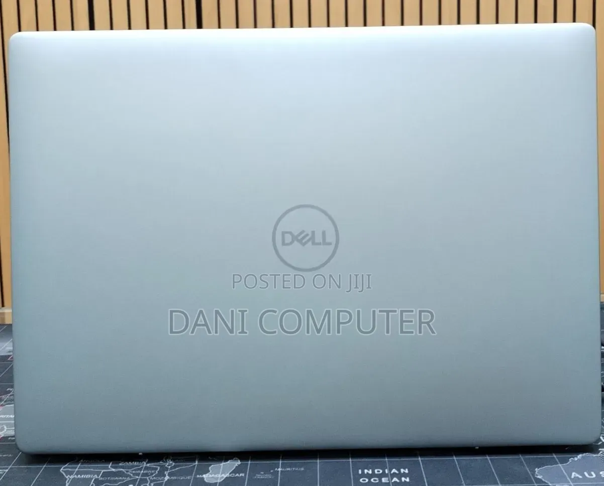 New Laptop Dell Inspiron 14 7440 16GB Intel Core Ultra 7 SSD 1T