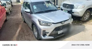 Toyota Raize 2023 Silver