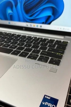 New Laptop HP EliteBook 840 G10 16GB Intel Core i7 SSD 512GB