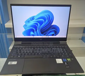 New Laptop HP Victus 16 16GB Intel Core i7 SSD 512GB