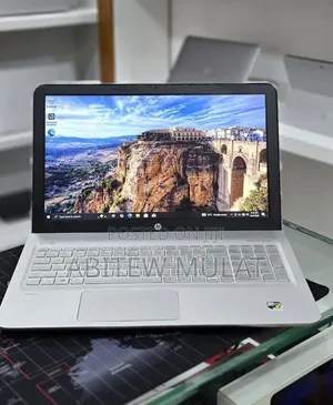 New Laptop HP Pavilion 15 12GB Intel Core i5 HDD+SSD 1T