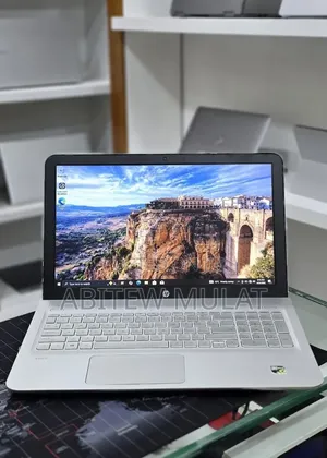 New Laptop HP Pavilion 15 12GB Intel Core i5 HDD+SSD 1T